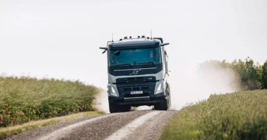 Volvo Trucks élargit son offre de modèles adaptés au biodiesel B100. Il s'agit là d'un autre pas dans la lignée de la stratégie visant à réduire l'impact climatique de ses camions.